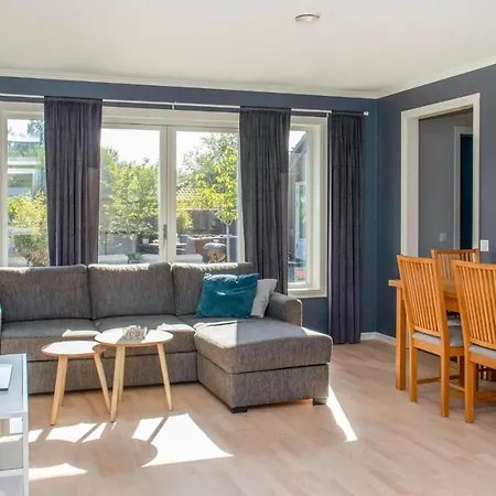 2 Bedroom Awesome In